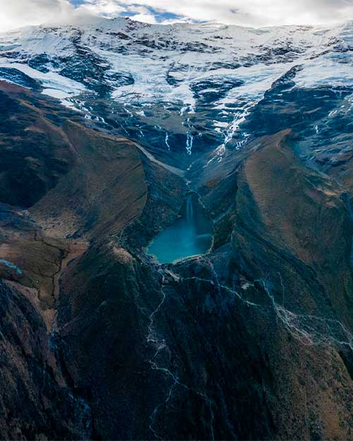 Panoramic view of Humantay Lake